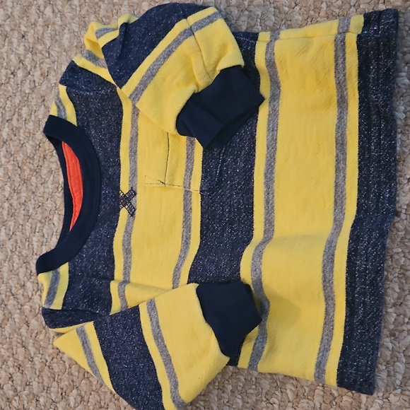 Carter's Outfit Bundle - Picture 12 of 13